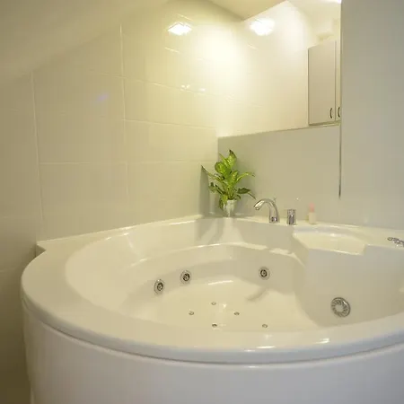 Apartment Hermes Белград Екстериор снимка