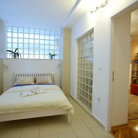 Apartment Hermes Белград Екстериор снимка